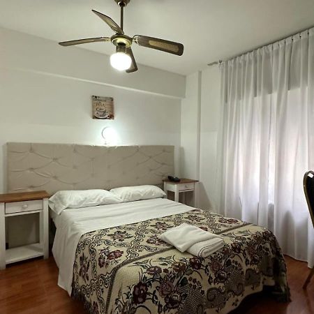 Hotel Bristol Cordoba Bagian luar foto