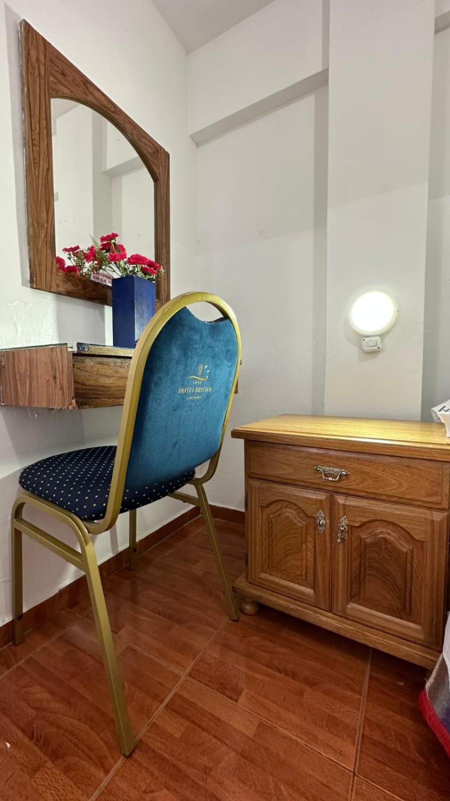 Hotel Bristol Cordoba Bagian luar foto